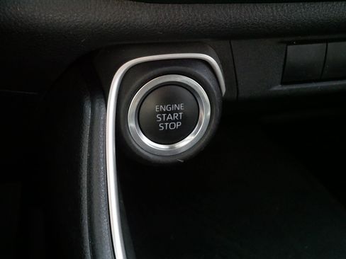 Used 2025 Toyota Grand Highlander AWD image 28