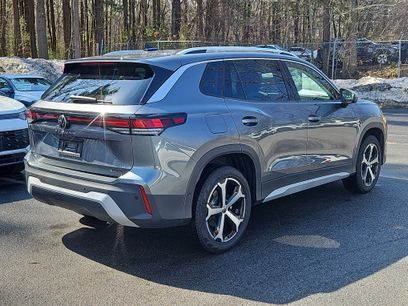 New 2026 Volkswagen Tiguan SE