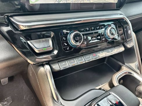 New 2026 GMC Sierra 1500 Denali Ultimate AWD/4WD image 27