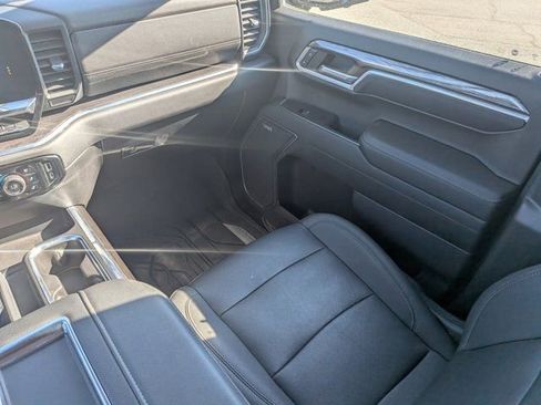 Used 2022 Chevrolet Silverado 1500 LTZ w/ LTZ Convenience Package II image 17