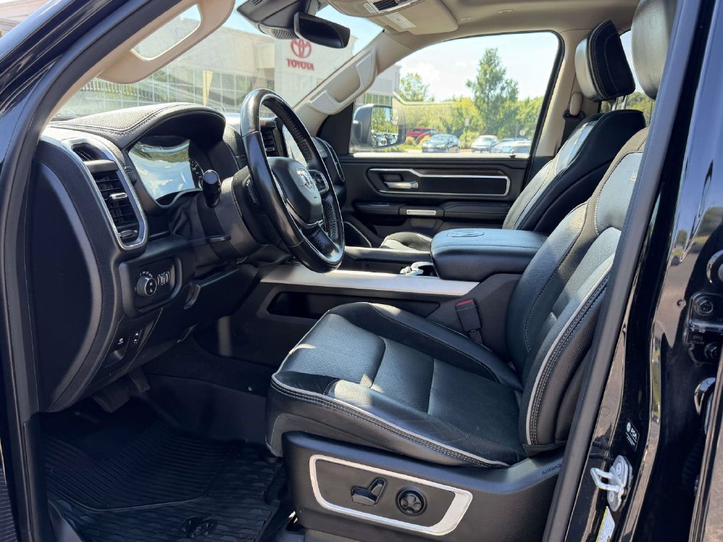 Used 2021 RAM 1500 Laramie AWD/4WD image 16