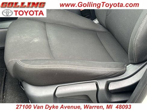 Used 2023 Nissan Rogue S image 17