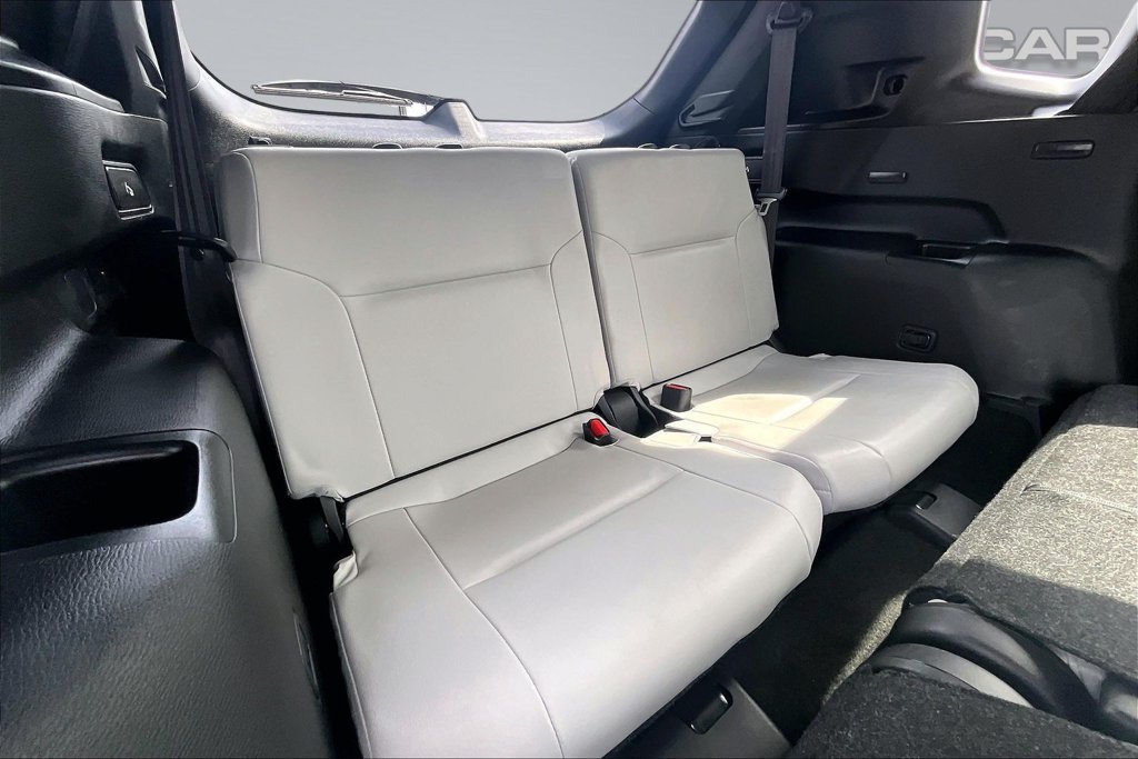 Used 2024 Mitsubishi Outlander SEL AWD/4WD image 27