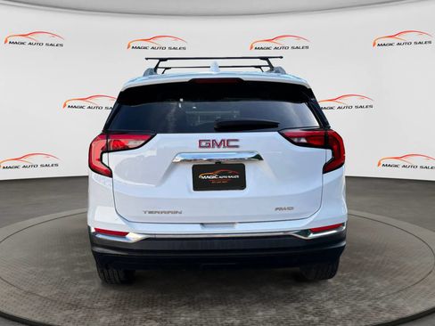Used 2020 GMC Terrain SLT w/ Preferred Package AWD/4WD image 9