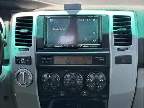 Used 2006 Toyota 4Runner Limited AWD/4WD image 23