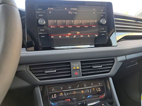 New 2026 Volkswagen Jetta SEL image 10