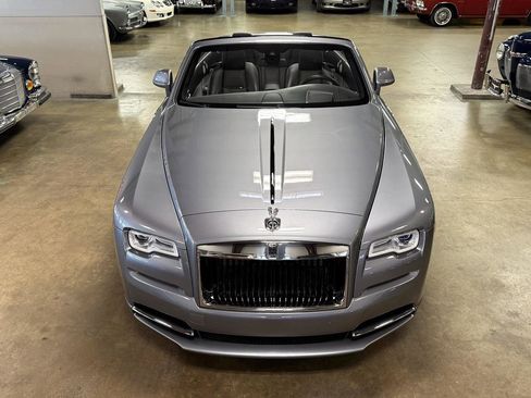 Used 2019 Rolls-Royce Dawn image 7