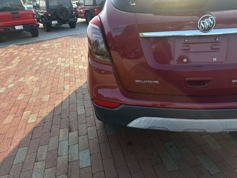 Used 2017 Buick Encore Premium w/ Experience Buick Package FWD image 8