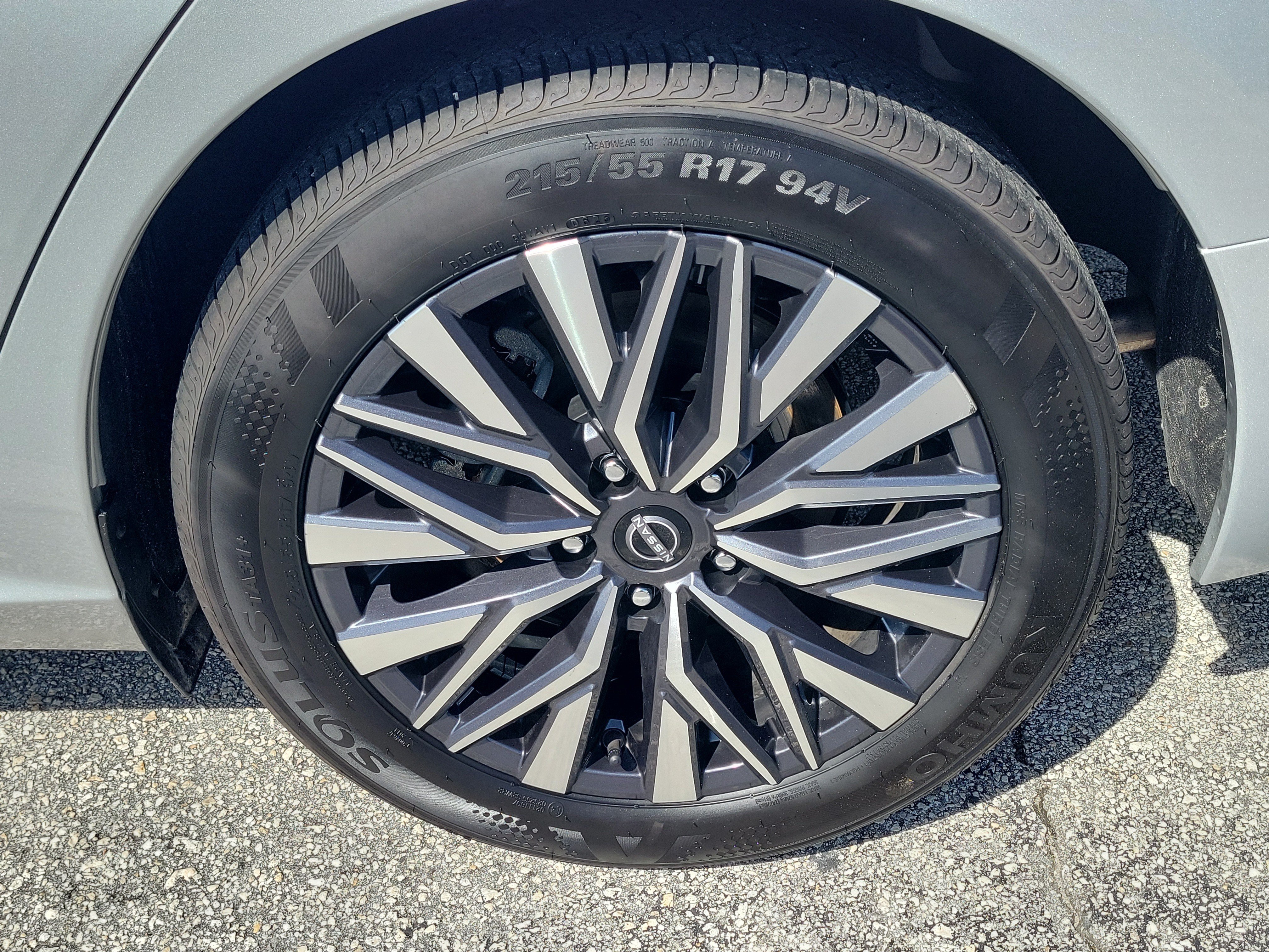 Certified 2026 Nissan Altima 2.5 SV FWD image 9