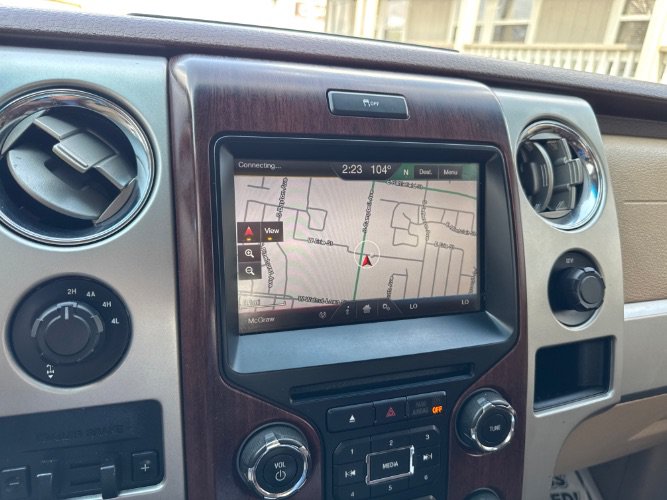 Used 2014 Ford F150 King Ranch w/ King Ranch Luxury Package AWD/4WD image 21