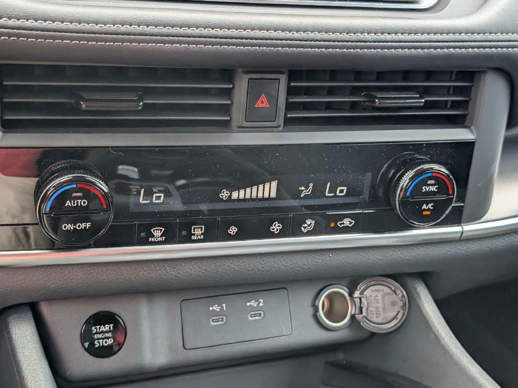 Certified 2026 Nissan Rogue SV FWD image 21