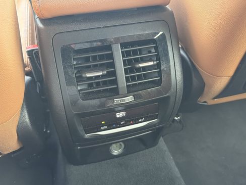 Used 2019 BMW X3 sDrive30i w/ Premium Package RWD image 18