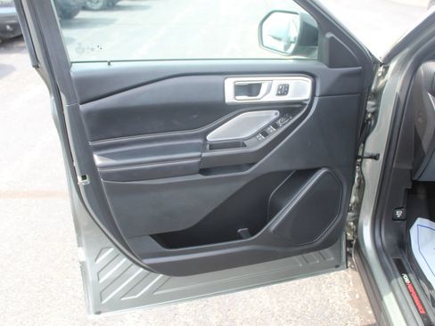 Used 2020 Ford Explorer ST w/ Premium Technology Package AWD/4WD image 24