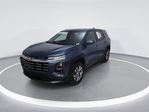 Used 2026 Chevrolet Equinox LT AWD/4WD image 4
