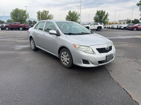 Used 2010 Toyota Corolla LE FWD image 2