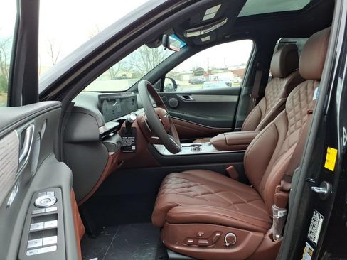 Used 2026 Genesis GV80 3.5T Prestige AWD/4WD image 16