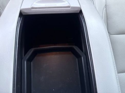 Used 2018 Toyota Highlander Limited Platinum AWD/4WD image 29