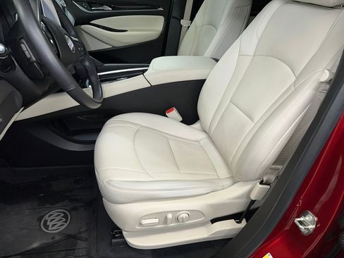 Certified 2023 Buick Enclave Essence w/ Sport Touring Edition image 5