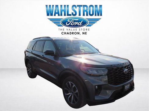 Used 2025 Ford Explorer ST-Line AWD/4WD image 7