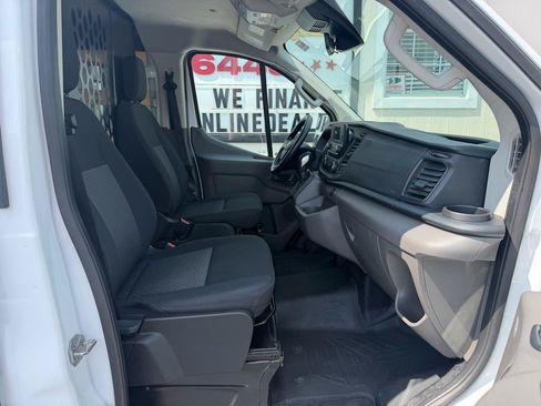 Used 2025 Ford Transit 250 Low Roof w/ Exterior Upgrade Package RWD image 21
