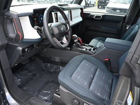 New 2026 Ford Bronco Heritage Edition AWD/4WD image 14