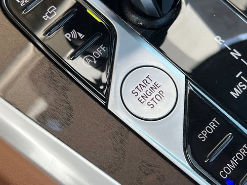 Used 2023 BMW X6 M50i w/ Parking Assistance Package image 34