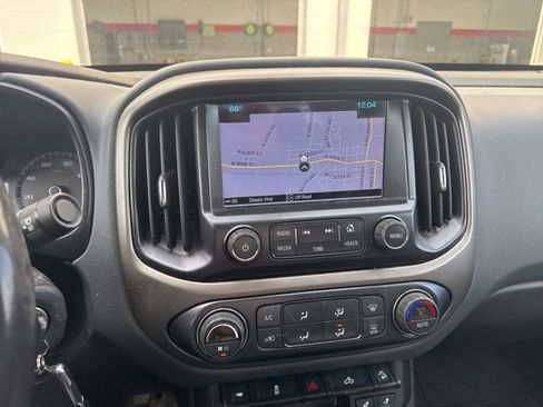 Used 2018 Chevrolet Colorado Z71 image 10