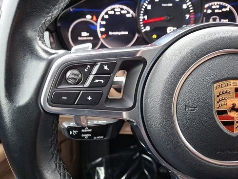 Used 2019 Porsche Cayenne image 21