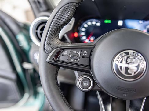 New 2025 Alfa Romeo Giulia AWD image 24