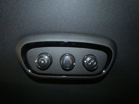 Used 2024 Dodge Durango GT image 28