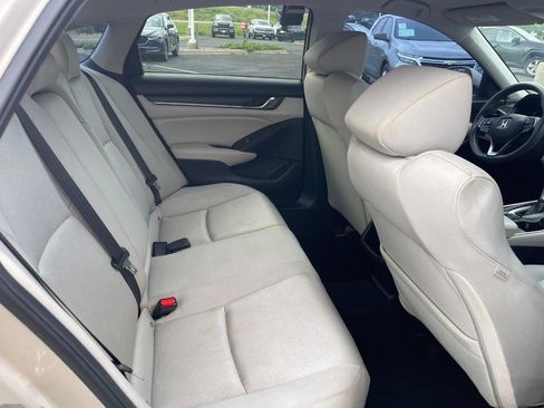 Used 2019 Honda Accord LX image 8