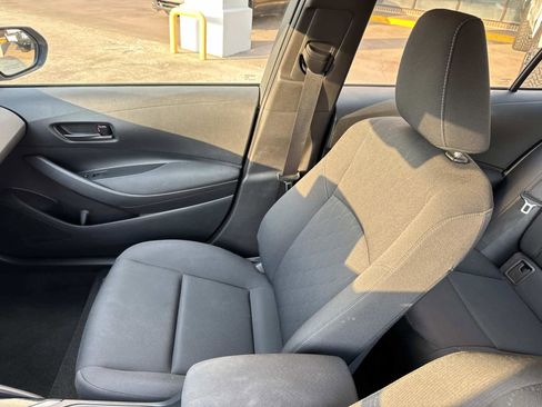 Used 2024 Toyota Corolla LE image 31