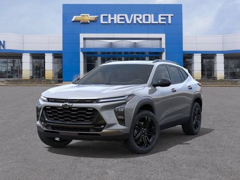 New 2026 Chevrolet Trax ACTIV w/ Sunroof Package FWD image 6