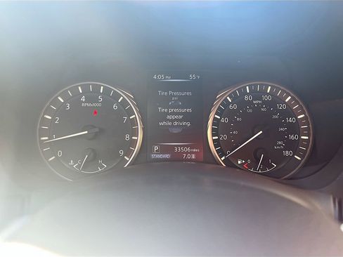 Used 2022 INFINITI Q60 3.0t Pure RWD image 12