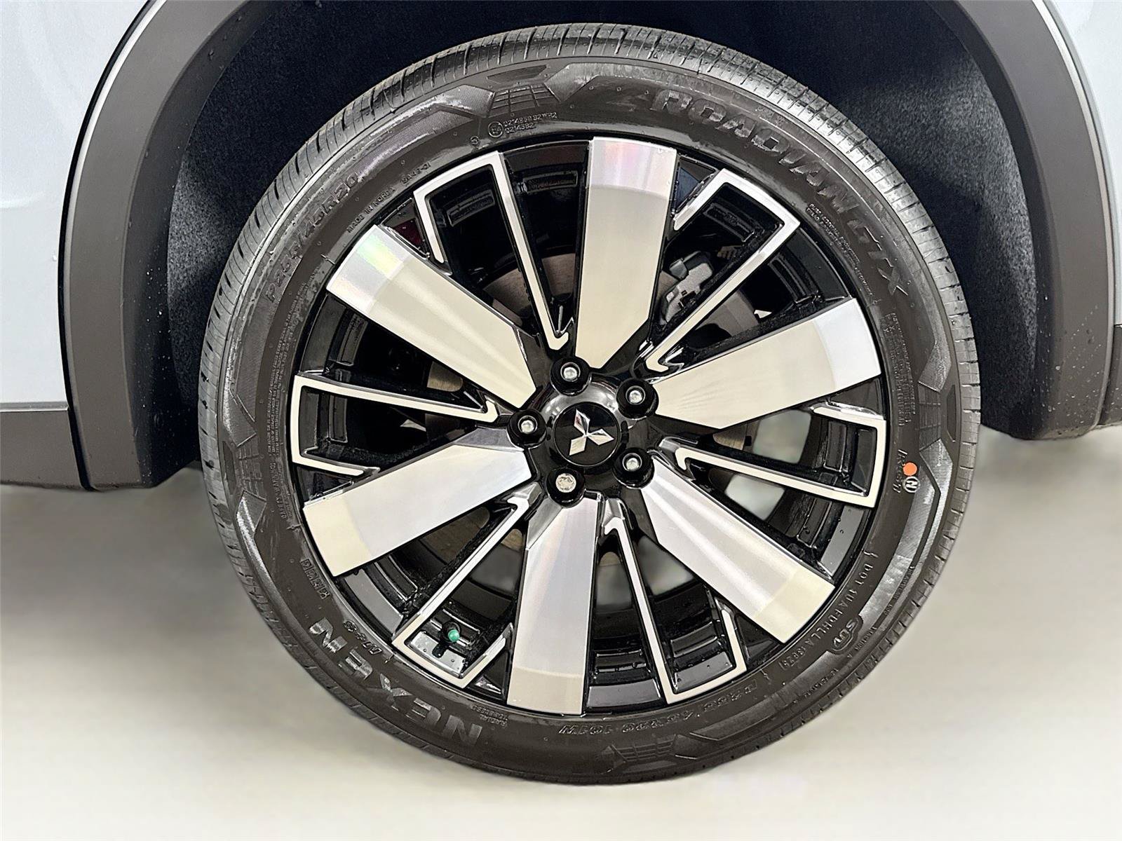 New 2026 Mitsubishi Outlander SE FWD image 31