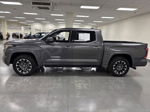 Used 2022 Toyota Tundra Limited image 4
