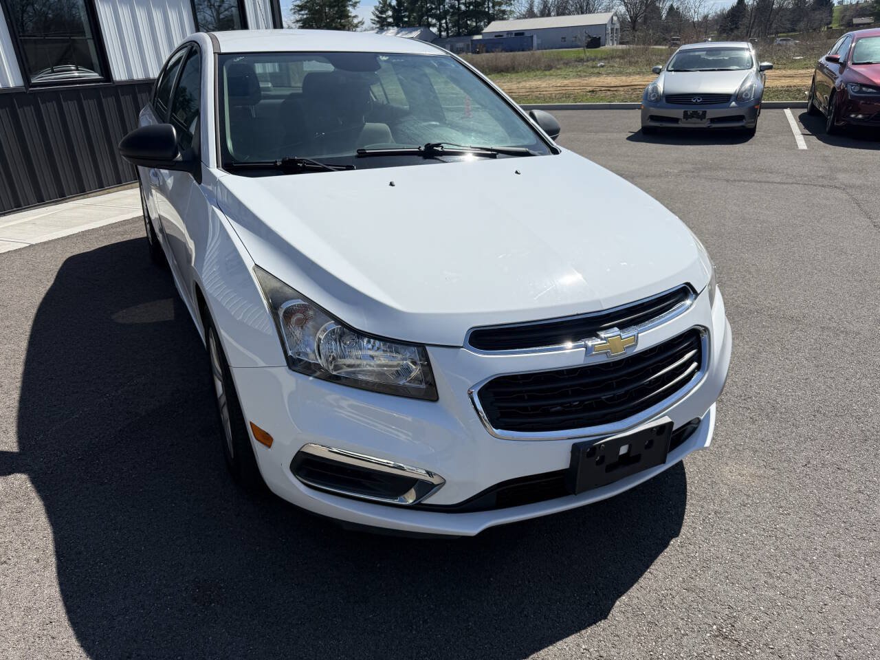 Used 2015 Chevrolet Cruze LS FWD image 4