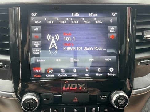 Used 2021 RAM 1500 Laramie AWD/4WD image 15