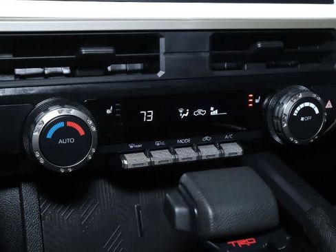 Used 2024 Toyota Tacoma TRD Off-Road image 26