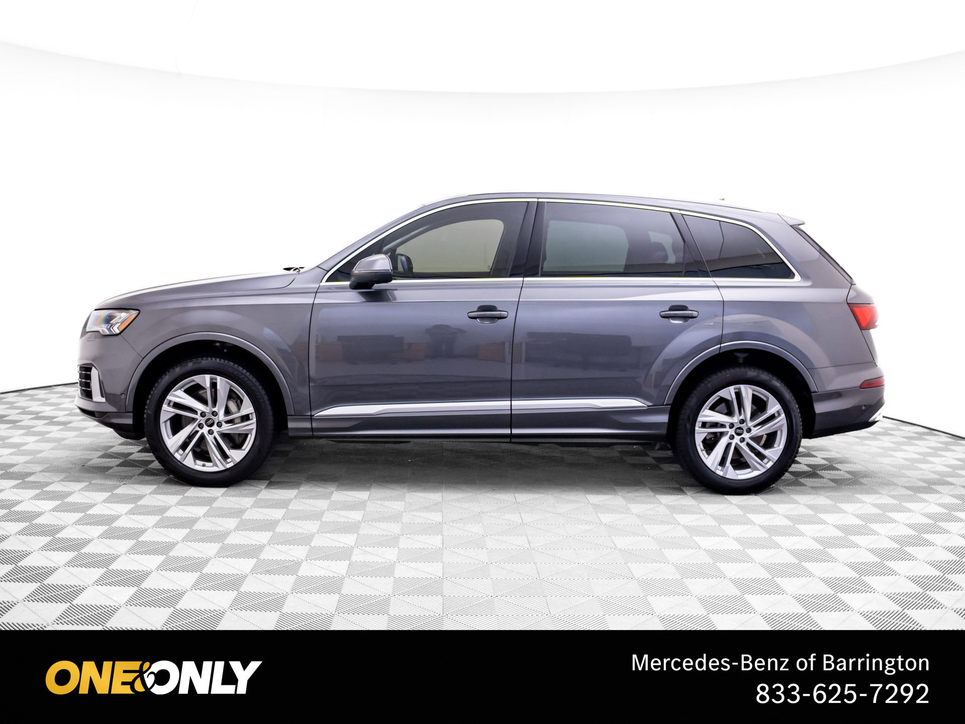 Used 2024 Audi Q7 3.0T Premium Plus AWD/4WD image 2