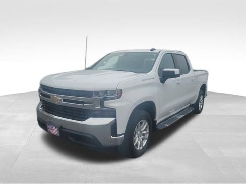 Used 2022 Chevrolet Silverado 1500 LT w/ Bed Protection Package image 4