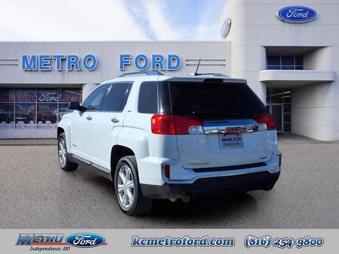 Used 2017 GMC Terrain SLT w/ Open Road Package image 5