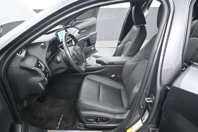 Used 2024 Lexus UX 250h F Sport FWD image 12