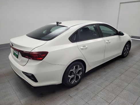 Used 2020 Kia Forte LXS FWD image 9