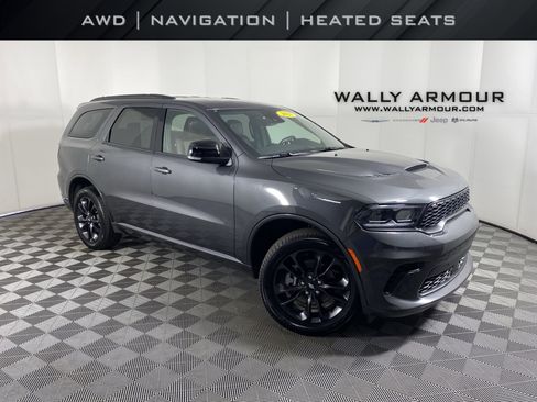 Used 2025 Dodge Durango GT image 1