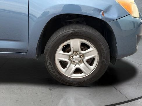 Used 2011 Toyota RAV4 4WD w/ Base L4 Extra Value Pkg image 30