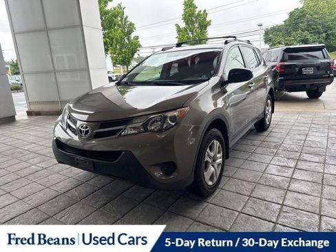 Used 2014 Toyota RAV4 LE AWD/4WD image 18