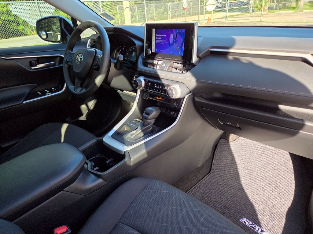Certified 2024 Toyota RAV4 XLE w/ Convenience Package FWD image 13