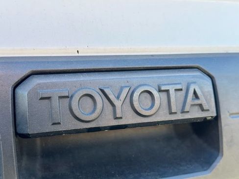 Used 2018 Toyota Tundra 1794 Edition AWD/4WD image 10