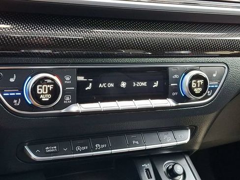 Used 2024 Audi SQ5 Premium Plus AWD/4WD image 17